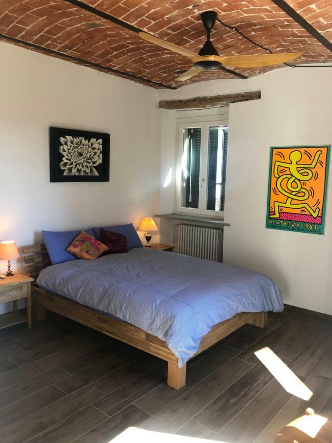 Modern Farmhouse Apartment Montabone Ngoại thất bức ảnh